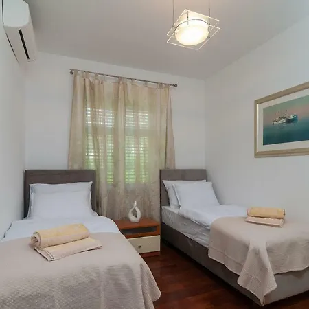 Apartment Luxury 7heaven Split