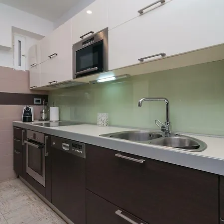 Luxury 7heaven Apartment