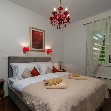 Luxury 7heaven Apartment